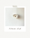 Flower stud